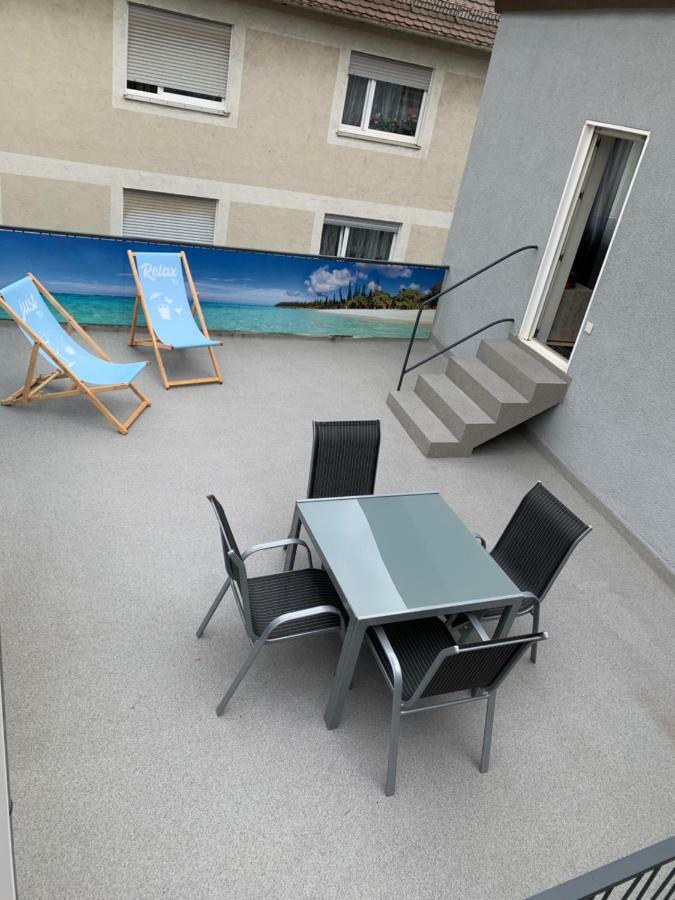 Schoenes Apartment Terrasse 2P. Stadtnah Wuerzburg Wlan Екстериор снимка